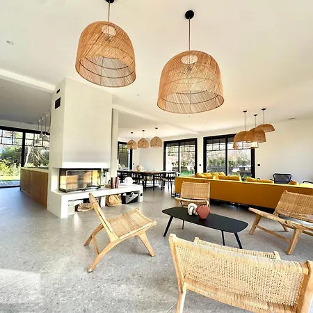 Prestigieuse Et Sa Piscine Interieure Villa *
